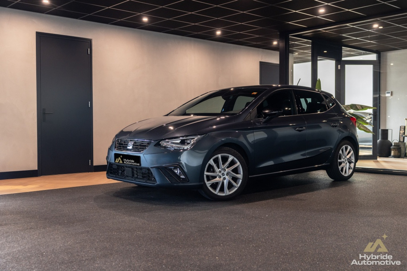 Seat Ibiza 1.5 TSI Sport 2023 - voorkant
