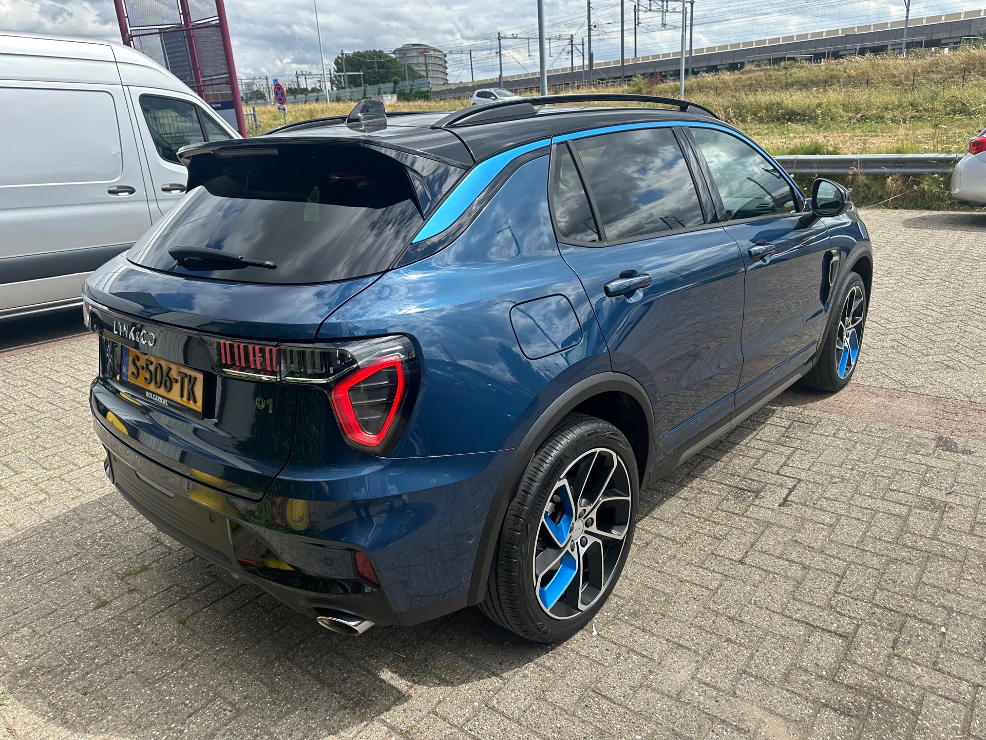 Foto van Lynk&co LYNK & Co 01
