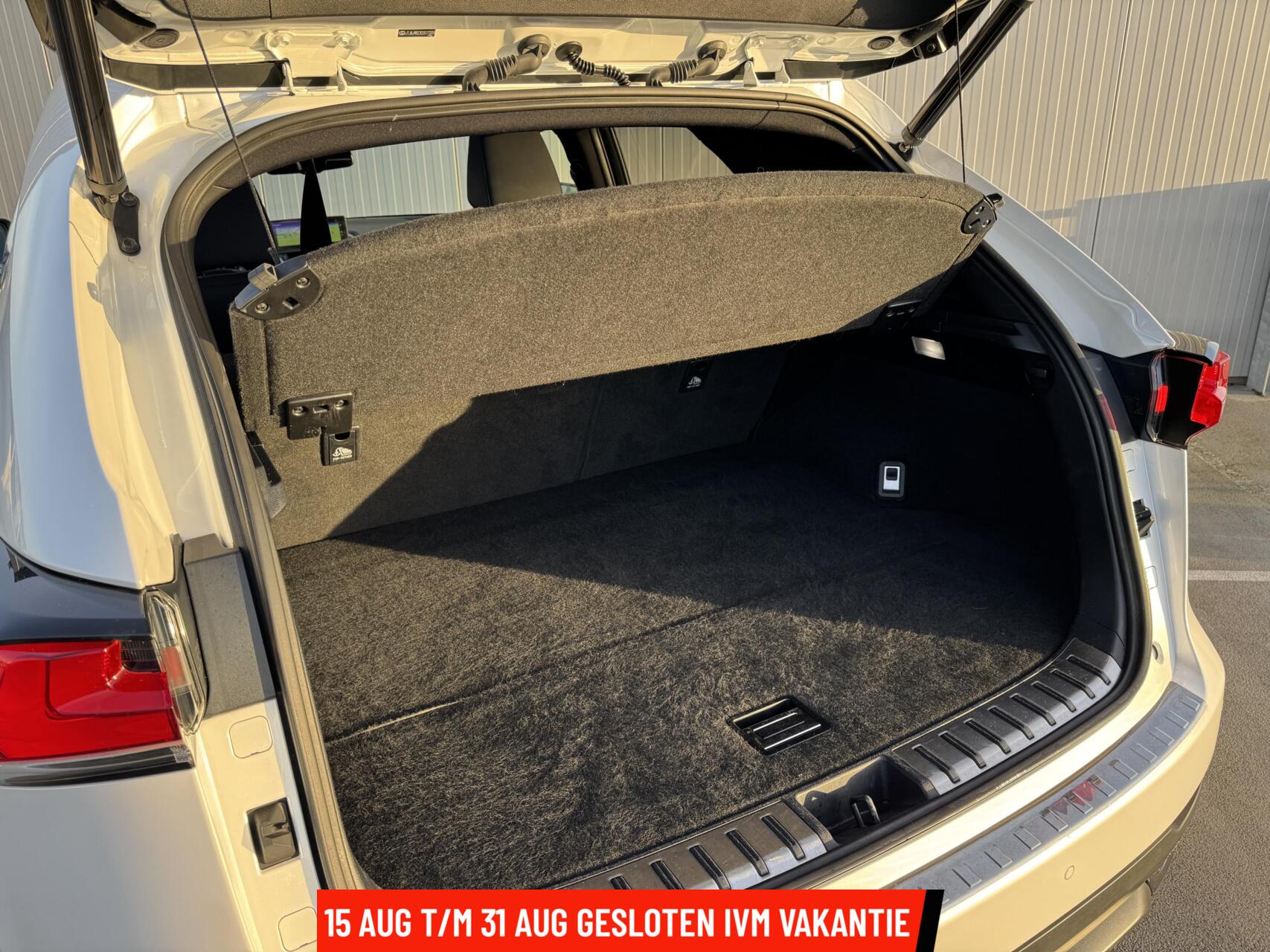 Foto van Lexus Lexus Nx300h