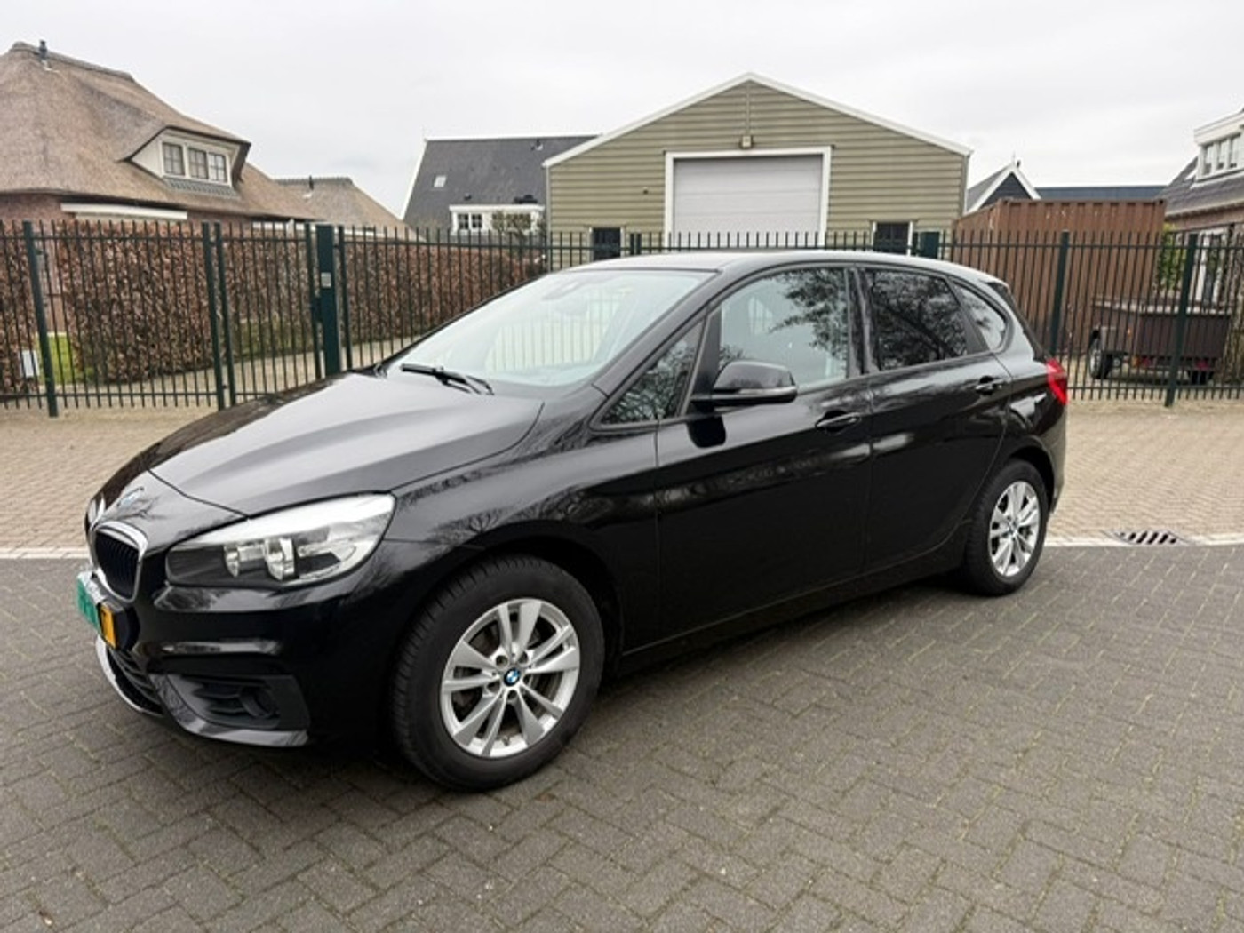 Foto van BMW 216i Active Tourer