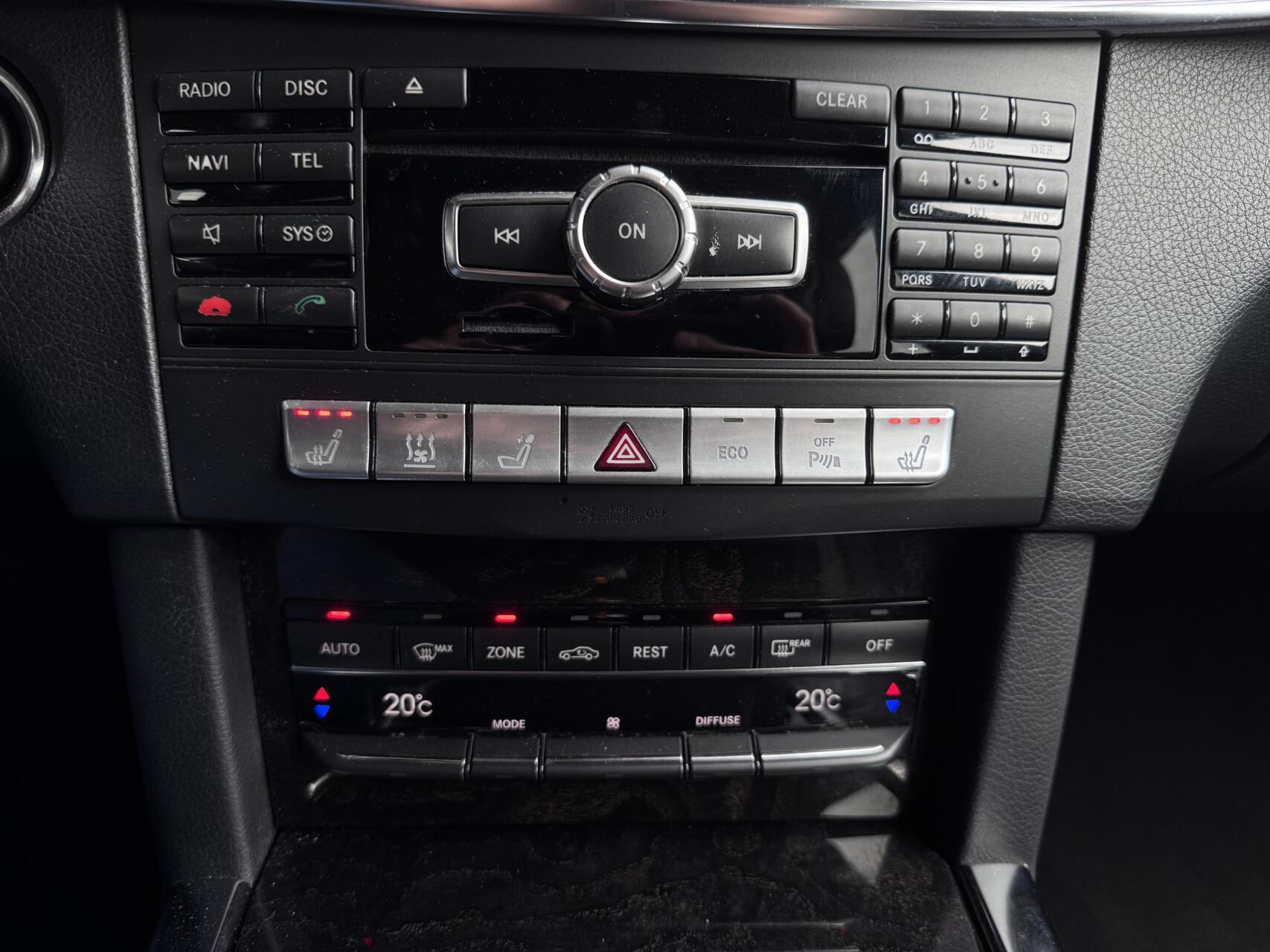Foto van Mercedes-Benz E 350 Bluetec