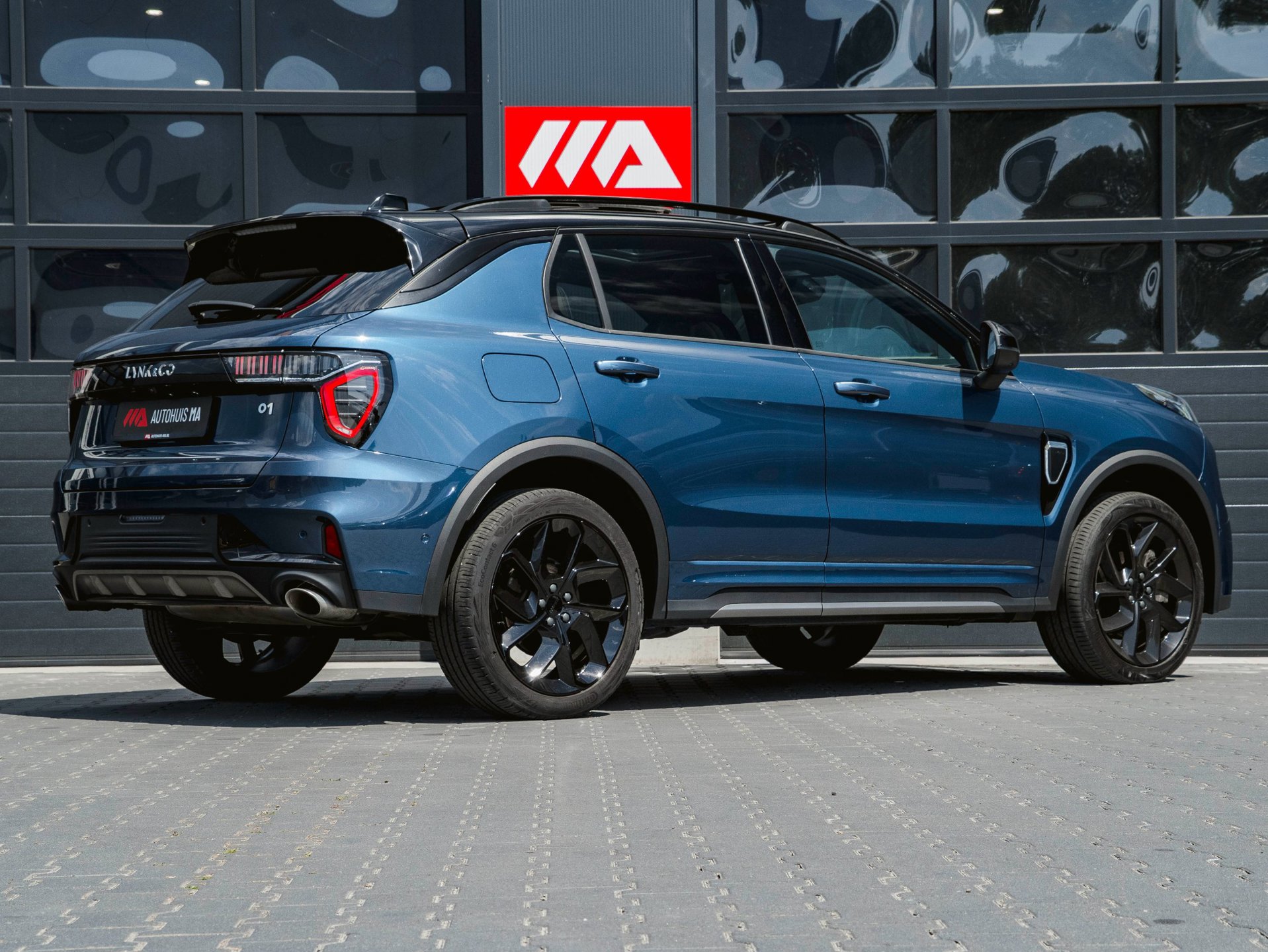Foto van Lynk&co LYNK & Co 01