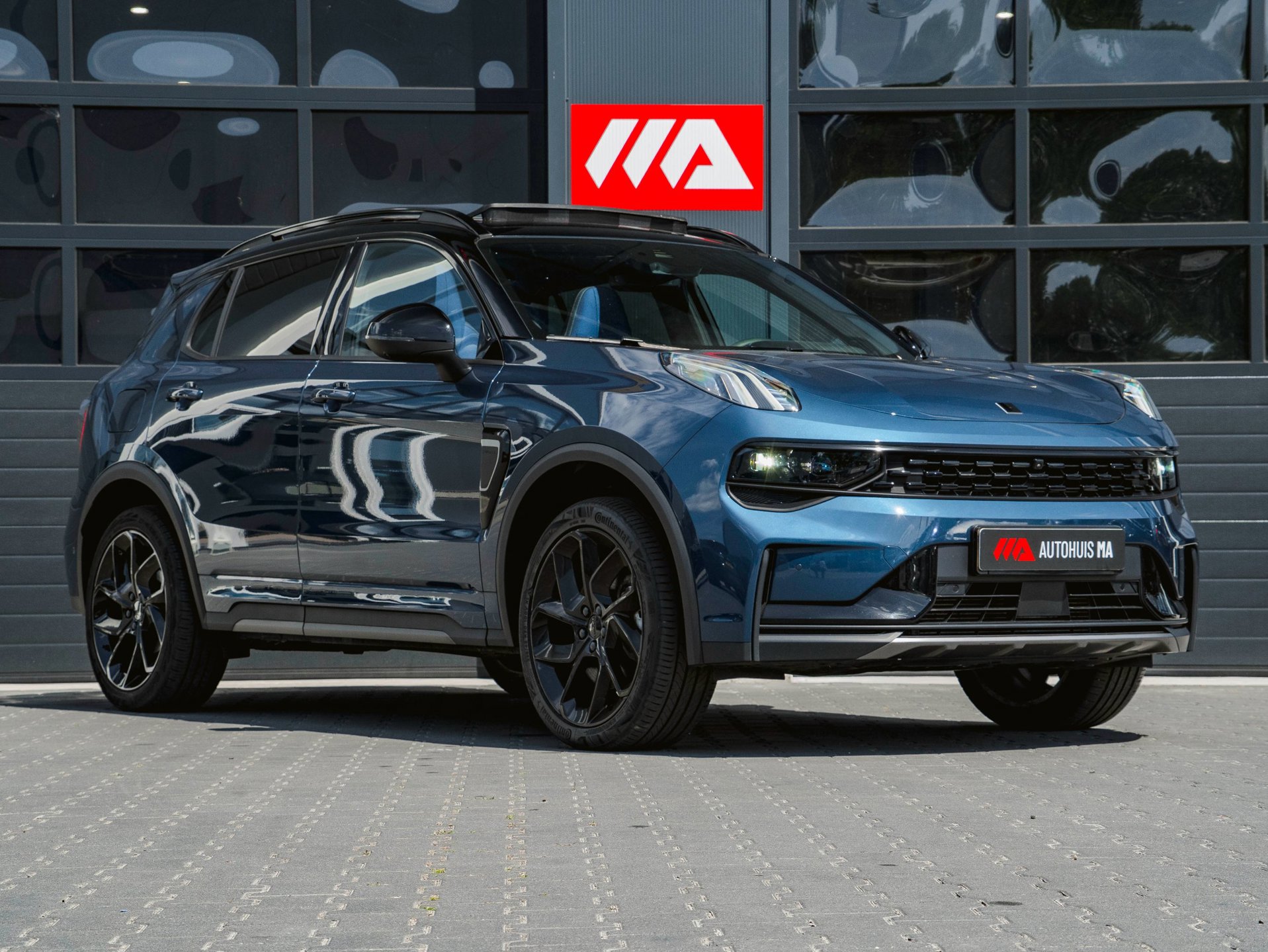 Foto van Lynk&co LYNK & Co 01