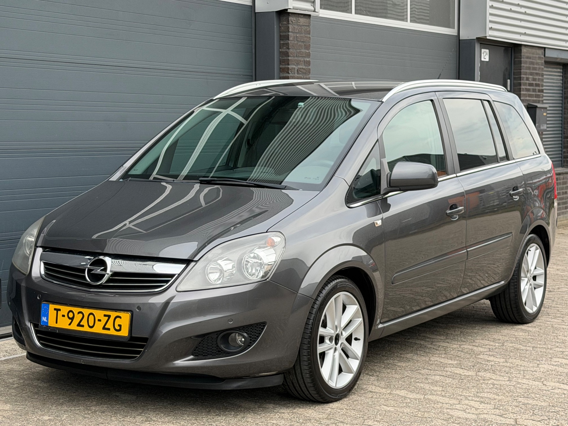 Foto van Opel Zafira