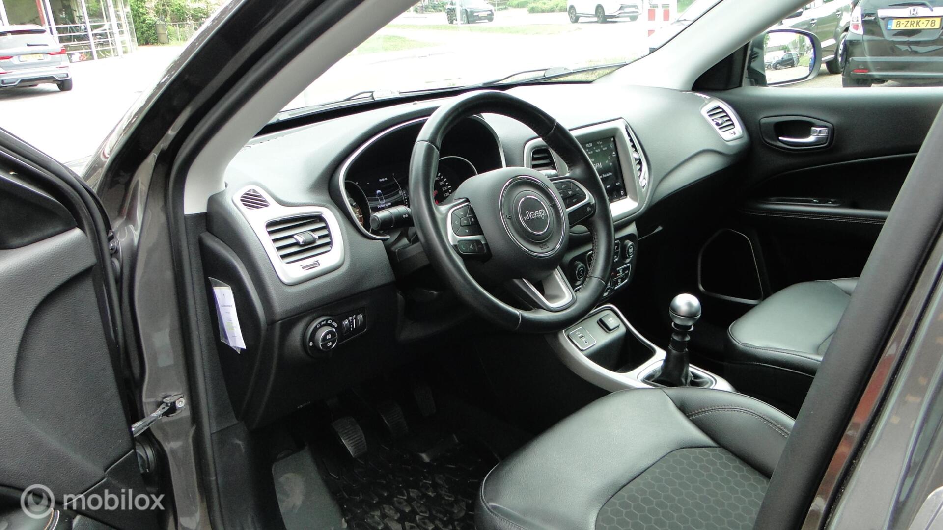 Foto van Jeep Compass