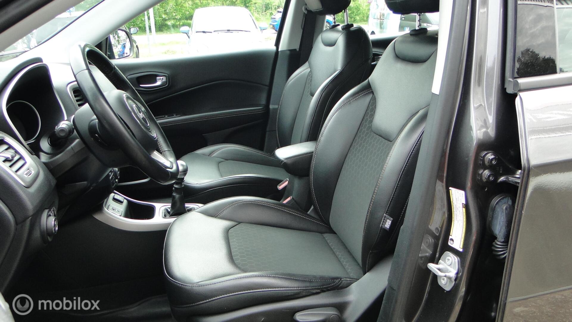 Foto van Jeep Compass