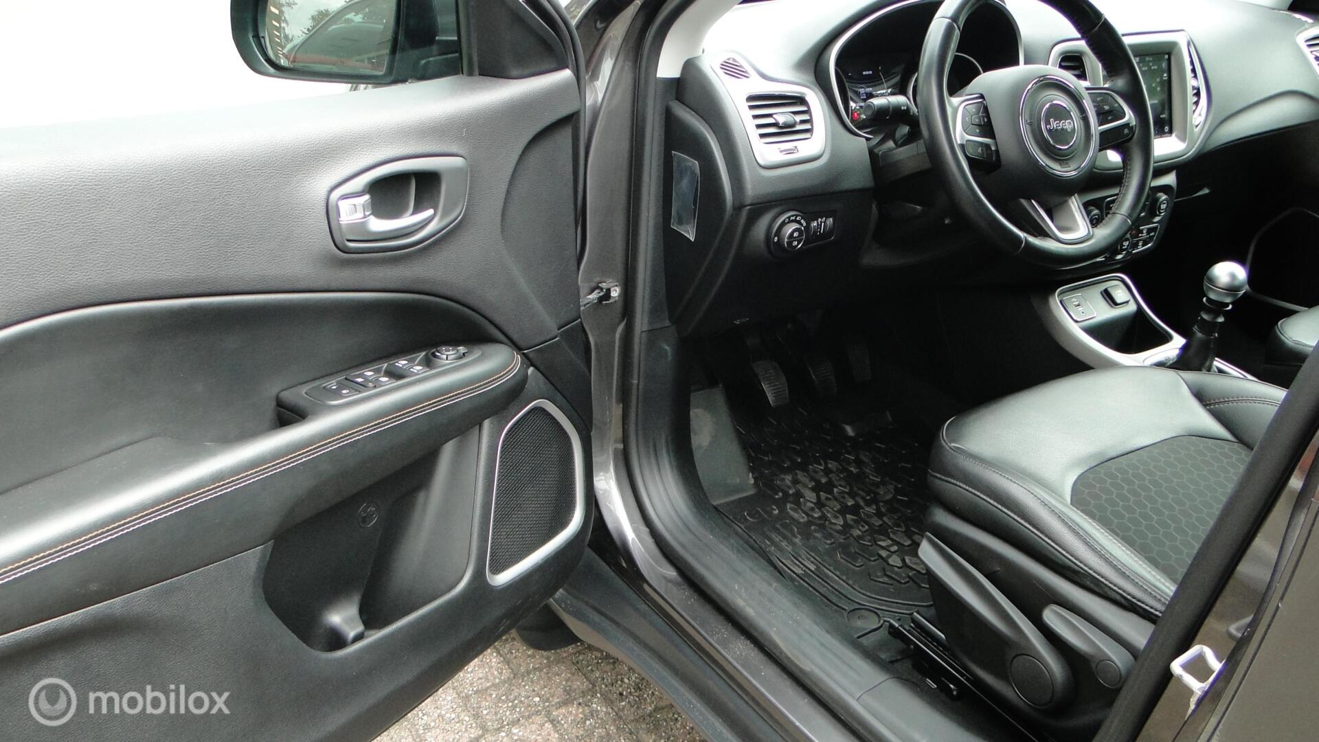 Foto van Jeep Compass