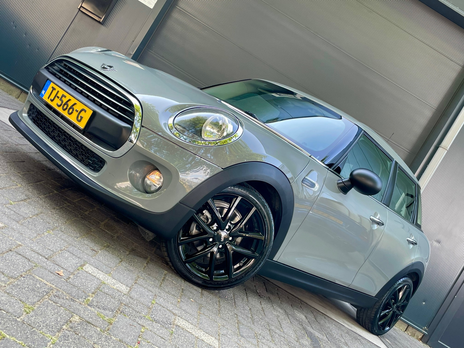 Foto van Mini One