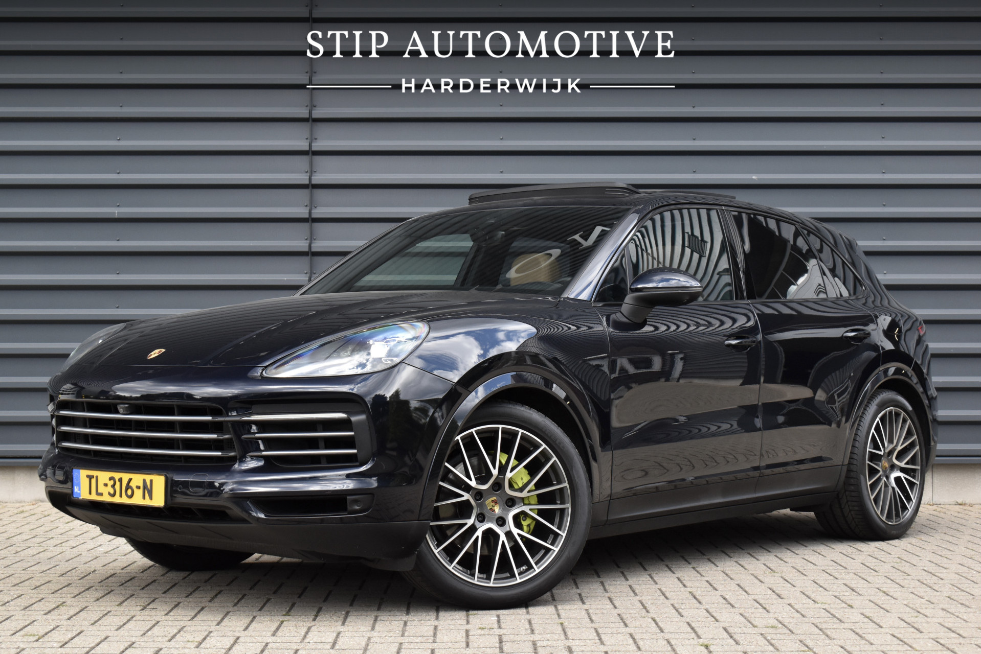 Foto van Porsche Cayenne E-hybrid