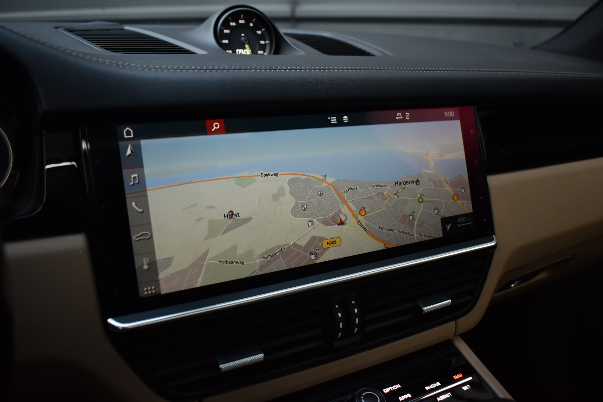 Foto van Porsche Cayenne E-hybrid