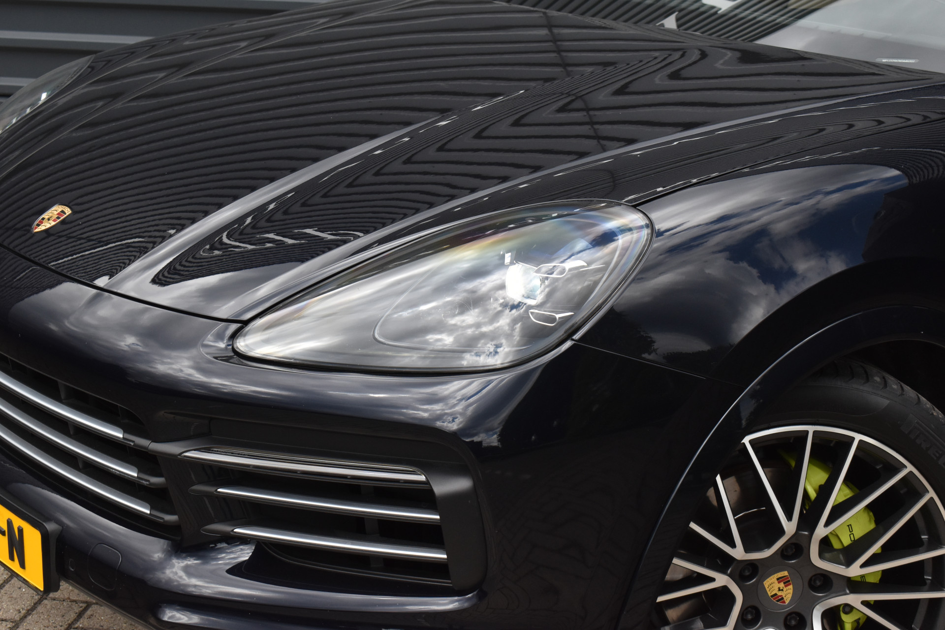 Foto van Porsche Cayenne E-hybrid