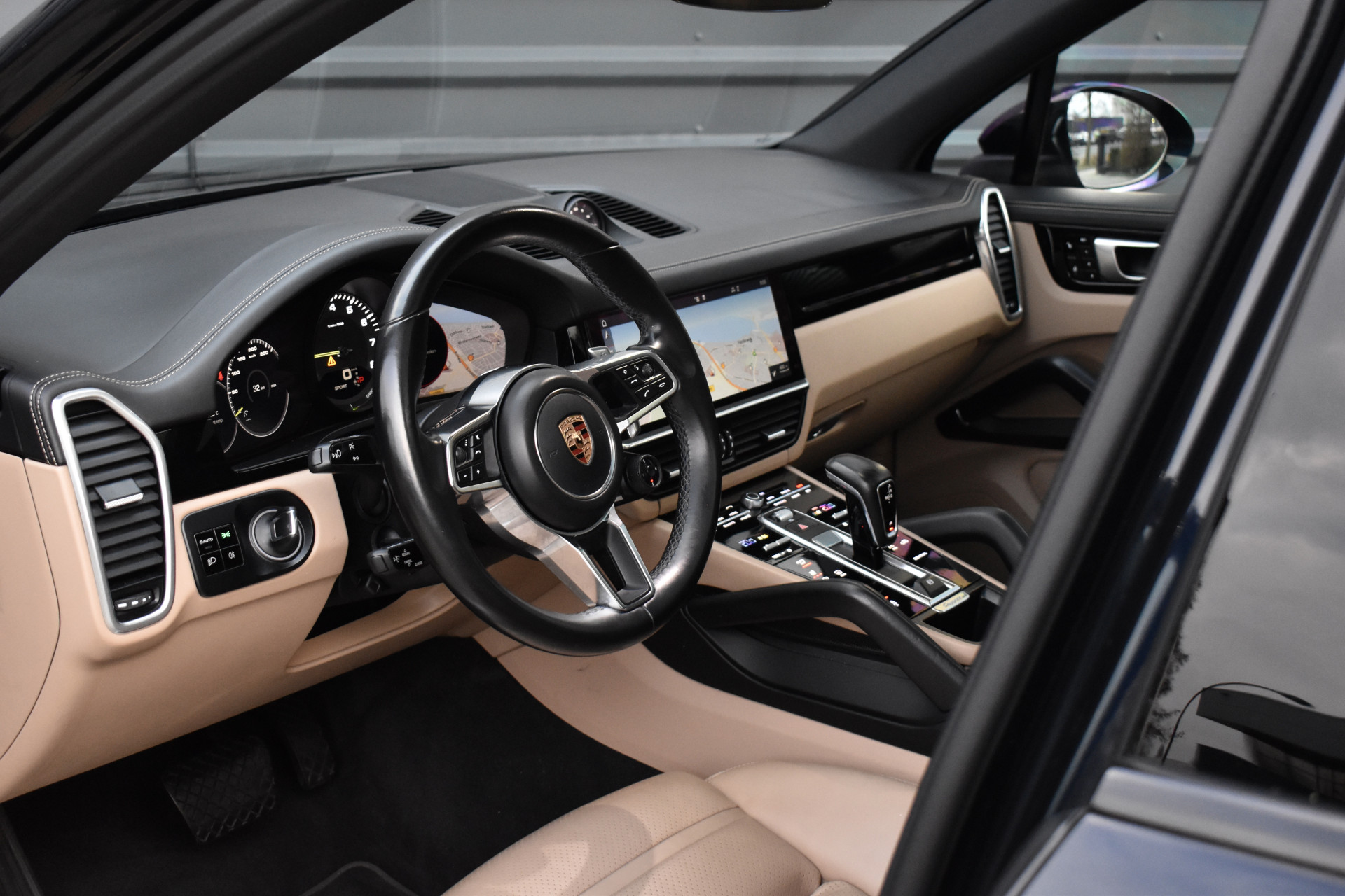 Foto van Porsche Cayenne E-hybrid