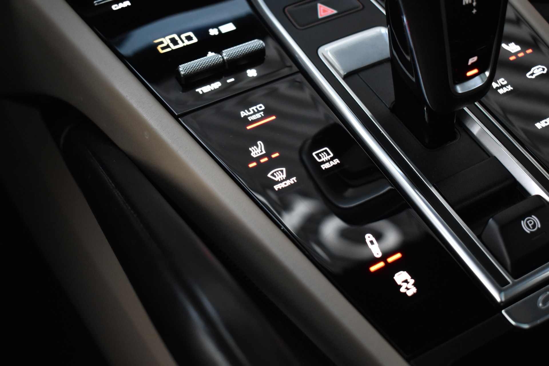 Foto van Porsche Cayenne E-hybrid