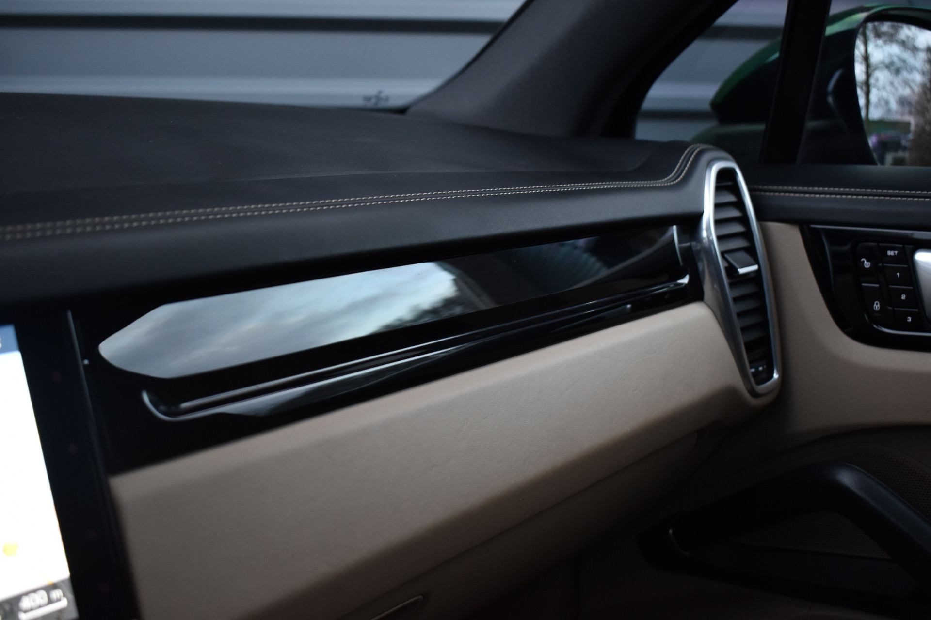 Foto van Porsche Cayenne E-hybrid