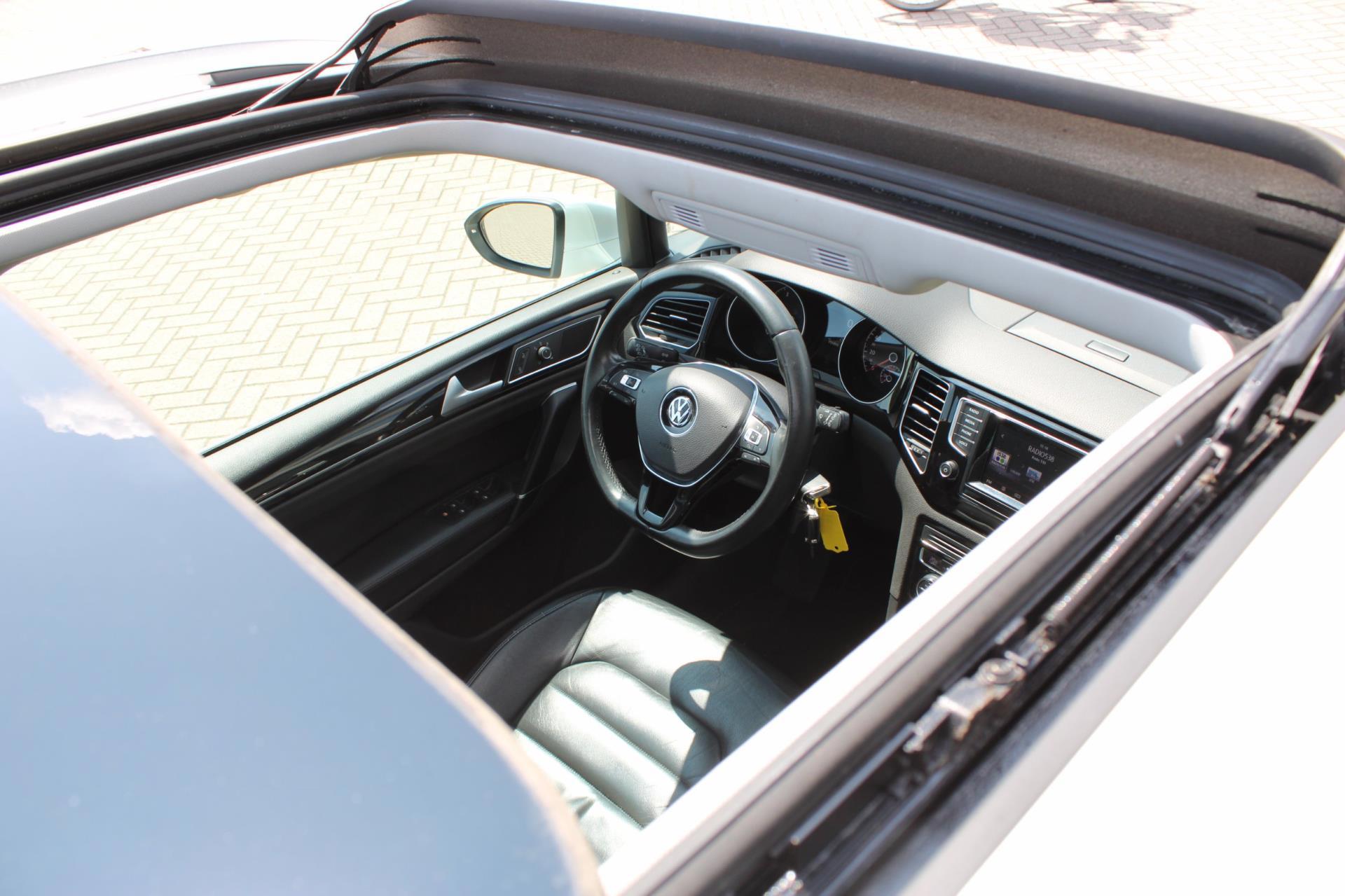 Foto van Volkswagen Golf Sportsvan