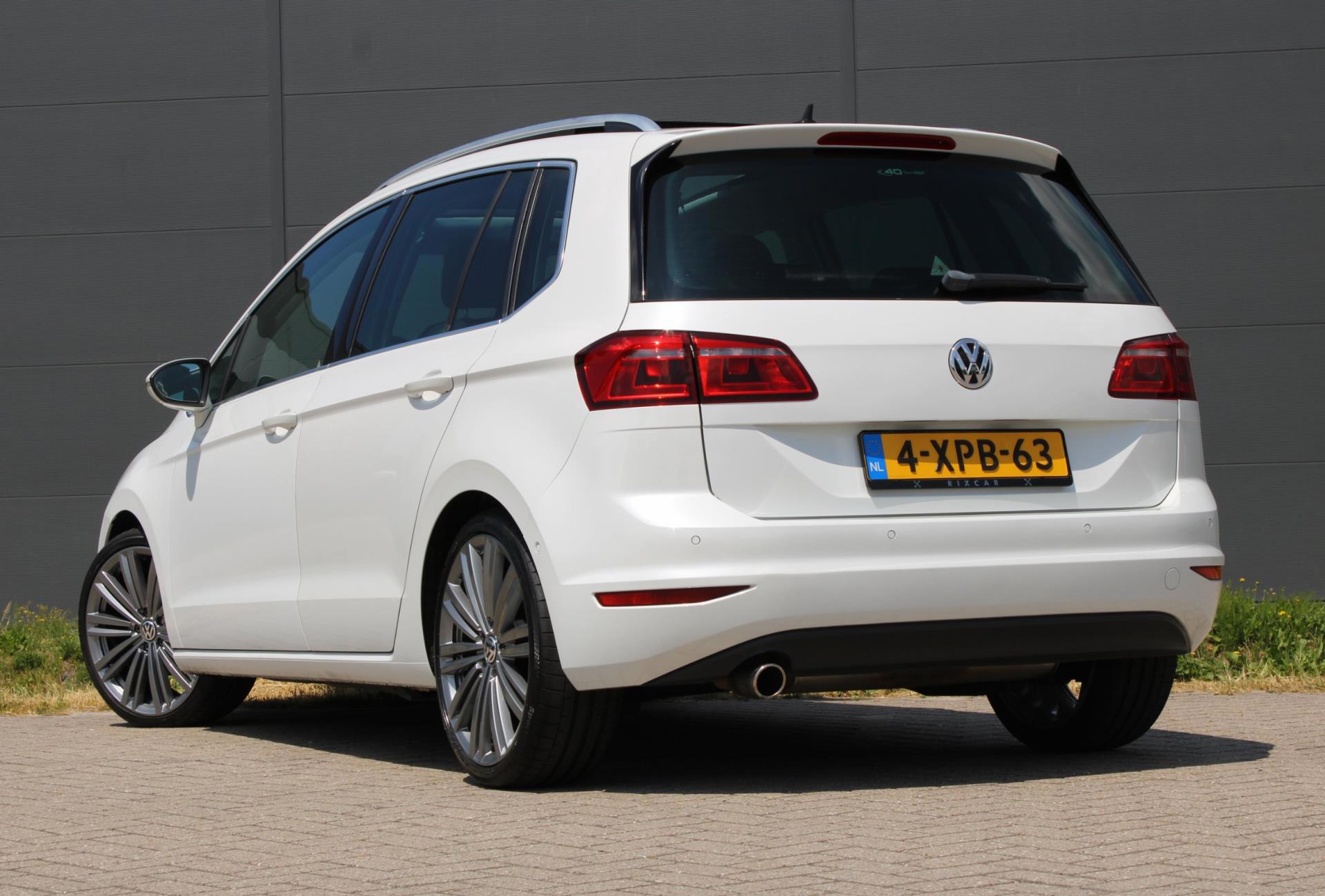 Foto van Volkswagen Golf Sportsvan