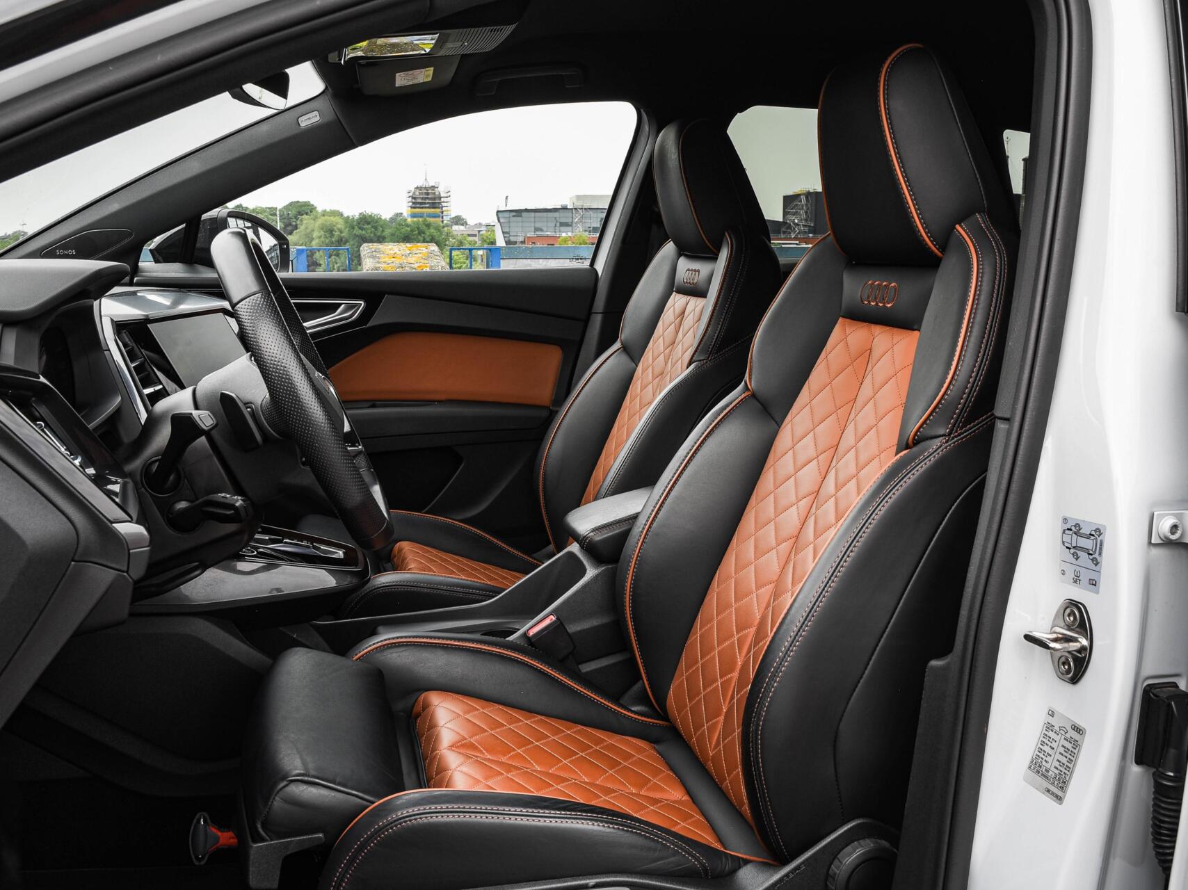 Foto van Audi Q4 40 E-tron