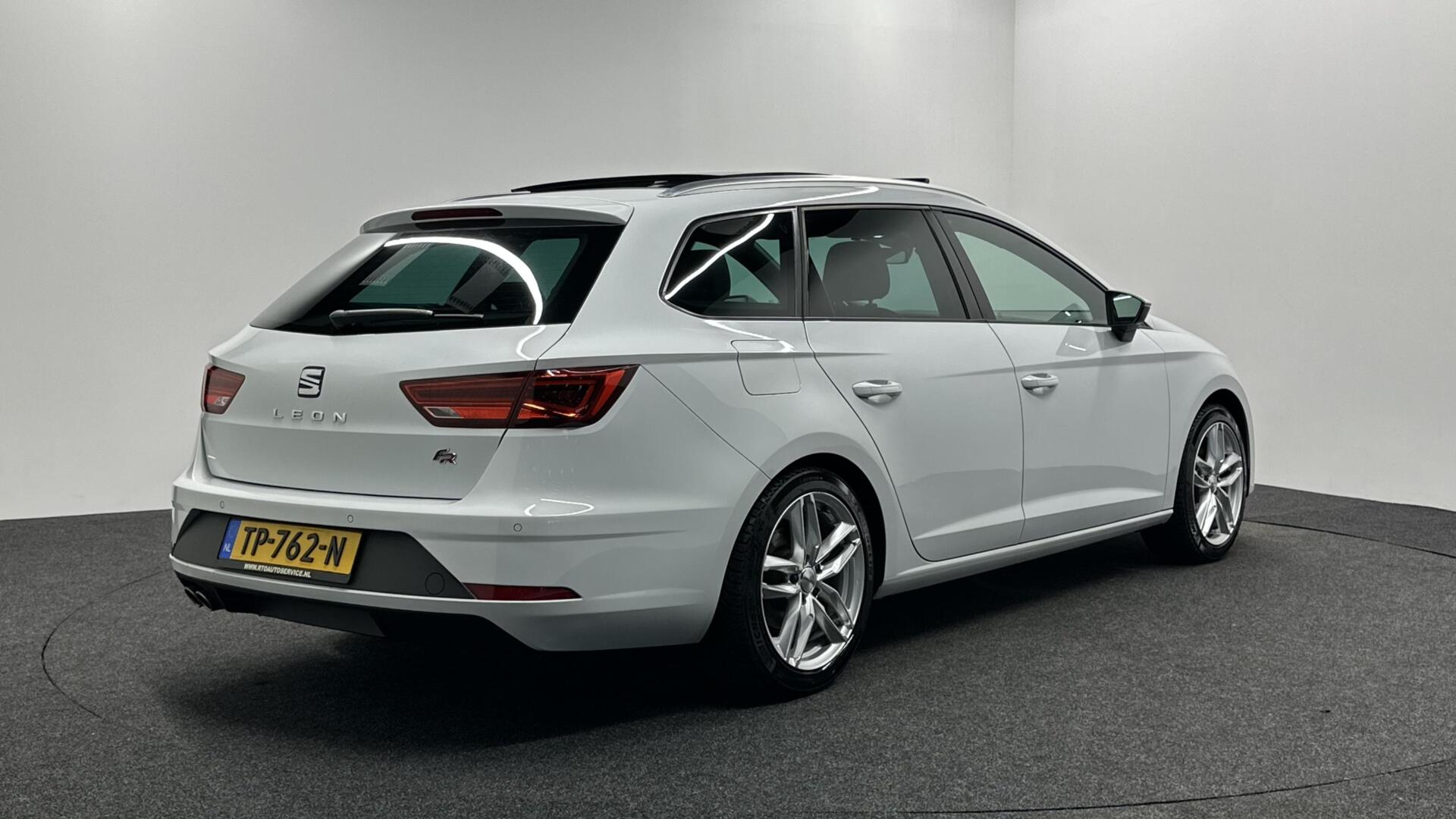 Foto van Seat Leon ST