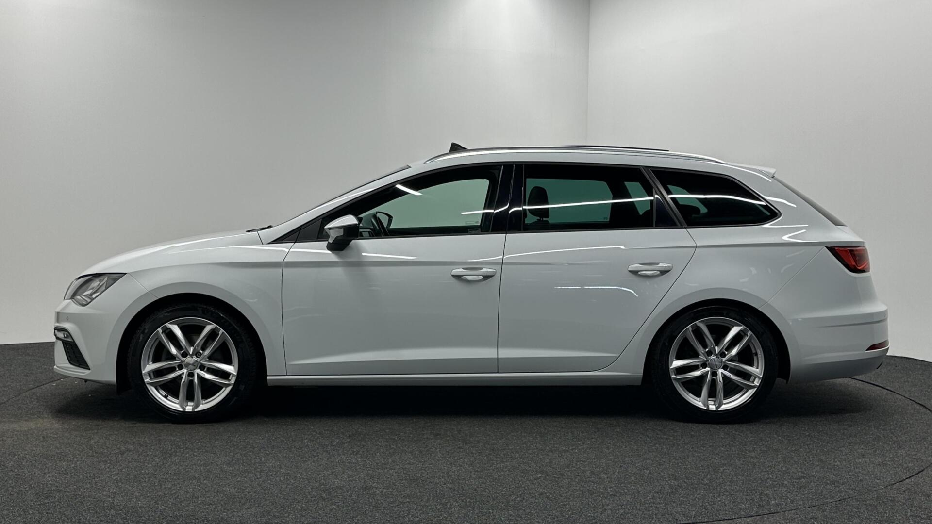Foto van Seat Leon ST