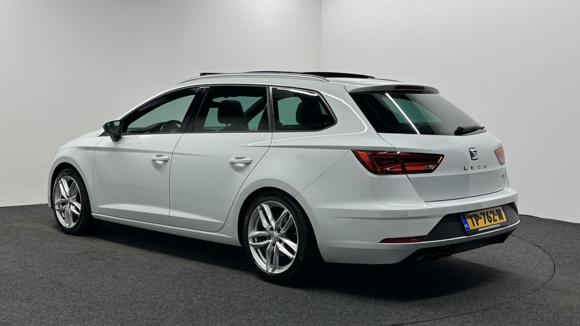 Foto van Seat Leon ST