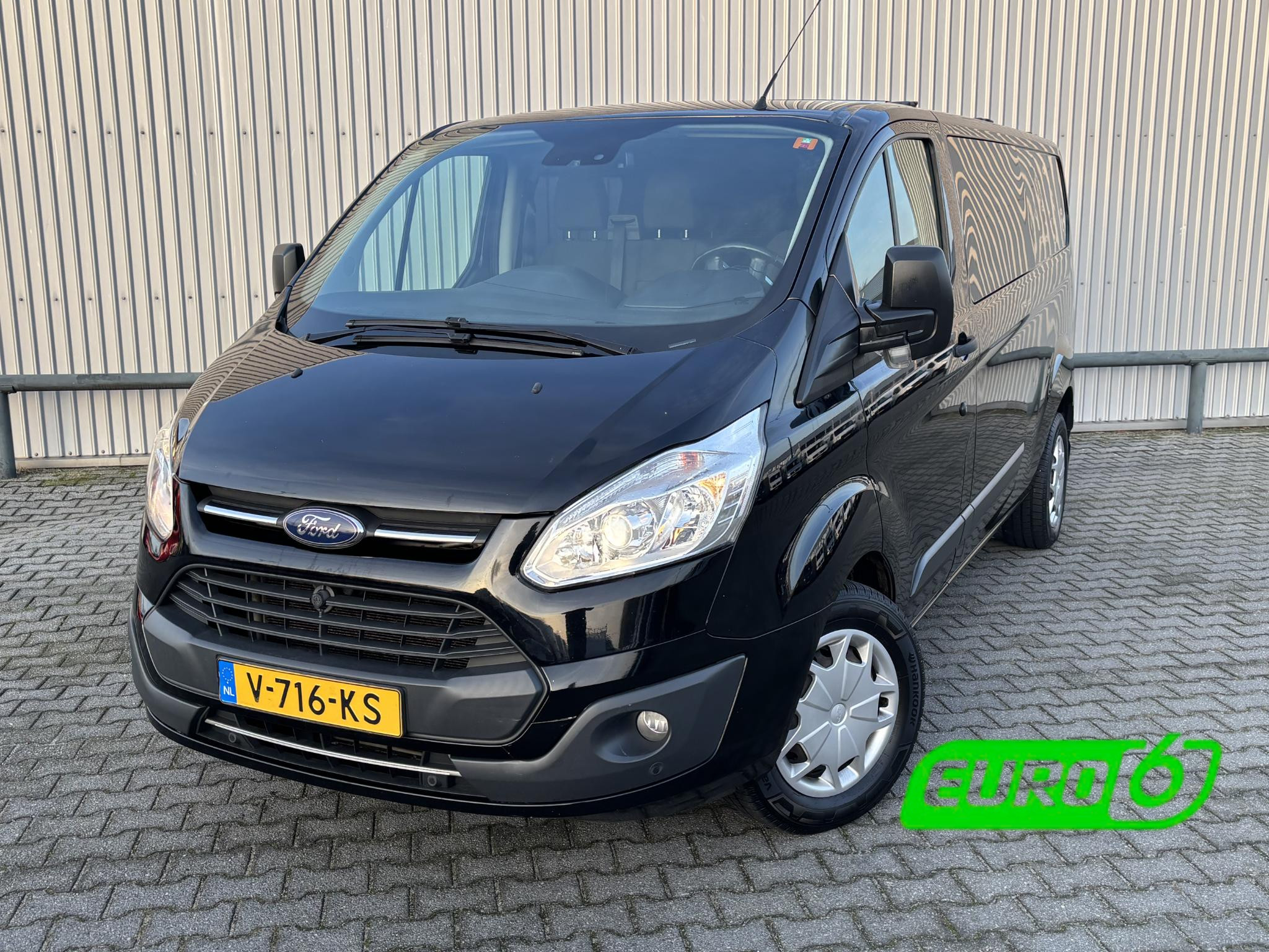 Ford Transit Custom 2.0 L2H1 DC 6PERS*AUTOM.*A/C*CRUISE*NAVI*HAAK*CAM* 2018 - voorkant
