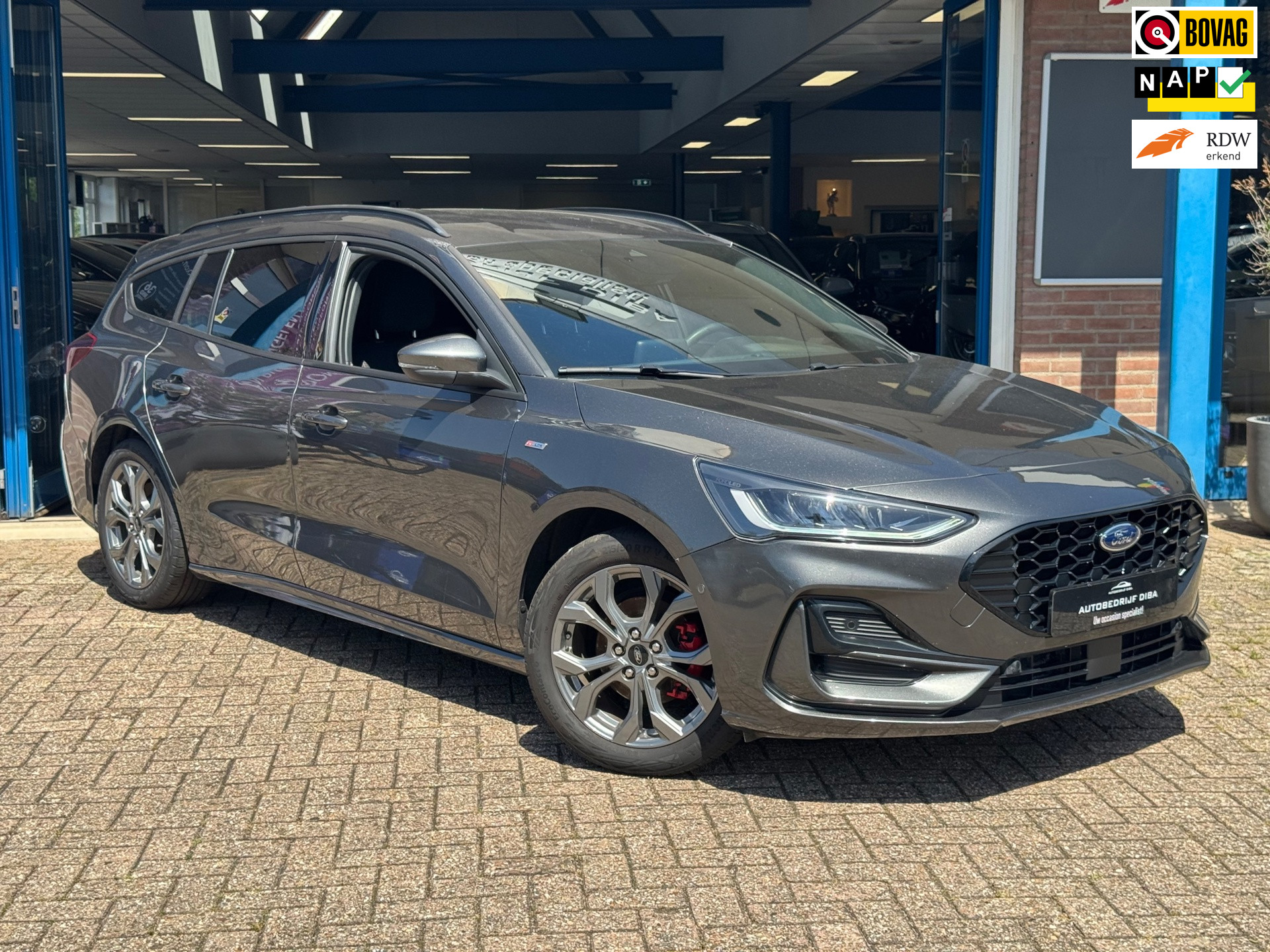 Ford Focus 1.0 EcoBoost Hybrid ST Line 2022 NAVI NAP! 2022 - voorkant