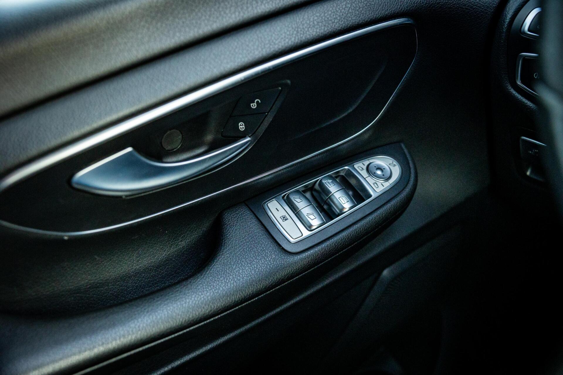 Foto van Mercedes-Benz V-klasse