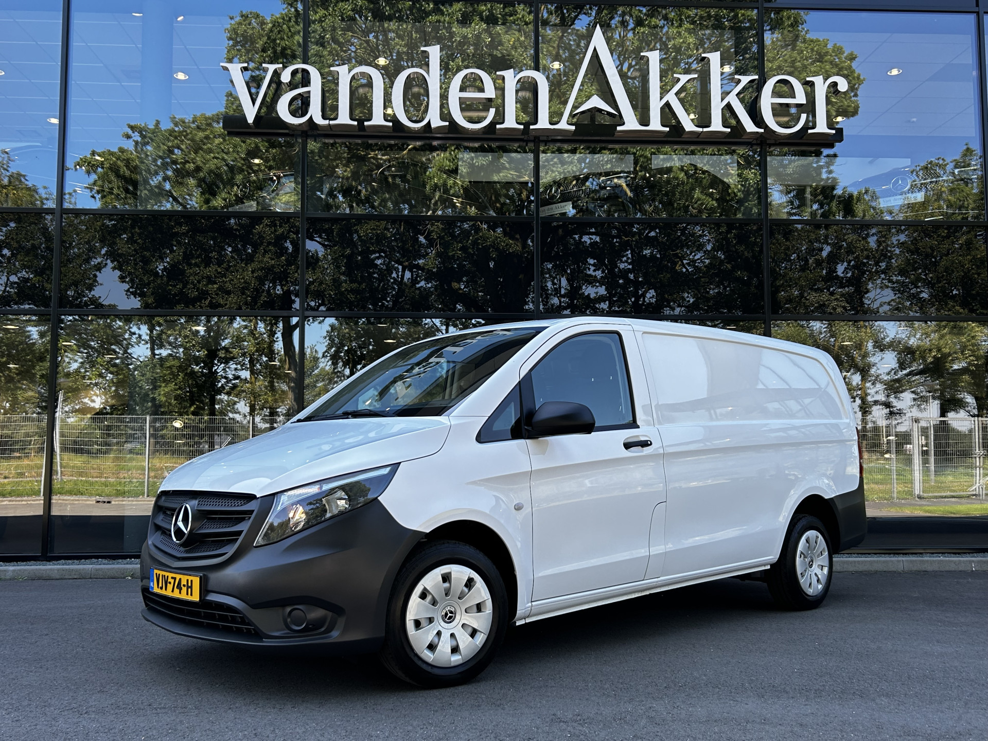 Foto van Mercedes-Benz Vito