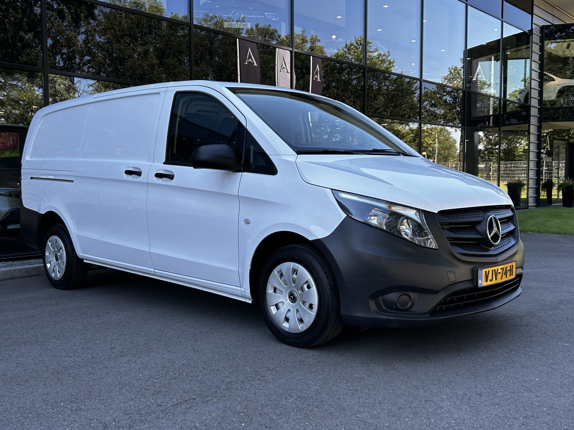 Foto van Mercedes-Benz Vito