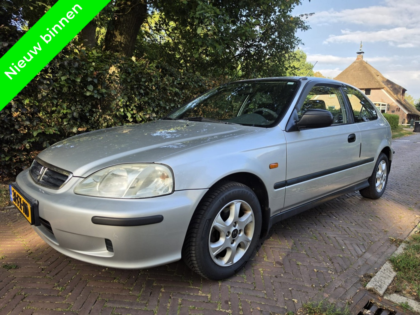 Honda Civic 3dr 1.4i S 2000 - voorkant