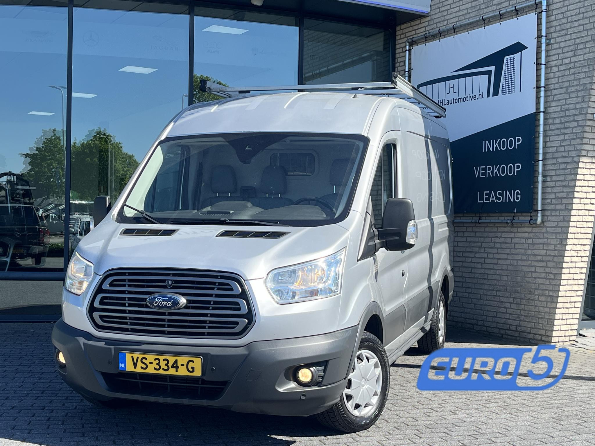 Ford Transit 290 2.2 TDCI L2H2 Trend*NAVI*CRUSIE*A/C*HAAK*3PERS 2015 - voorkant