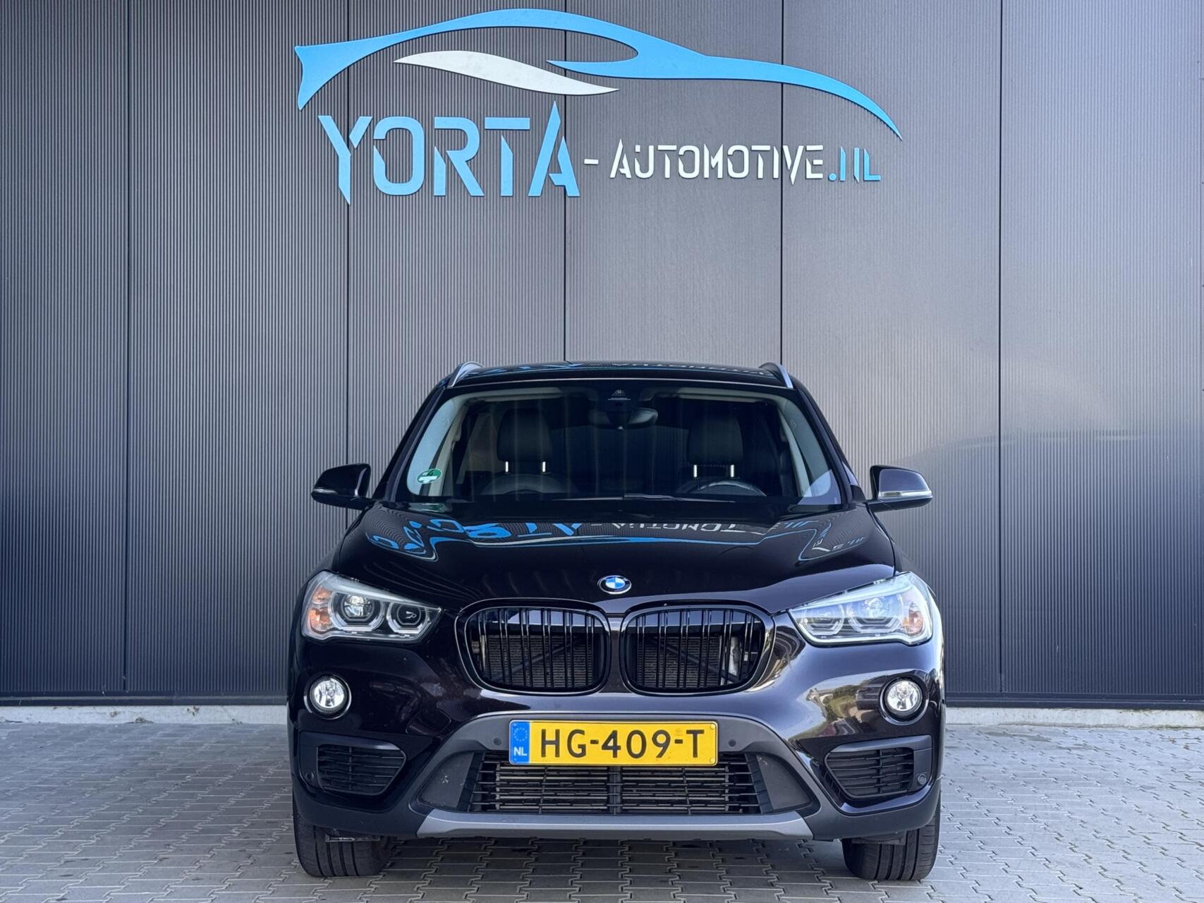 Foto van BMW X1 Sdrive20i