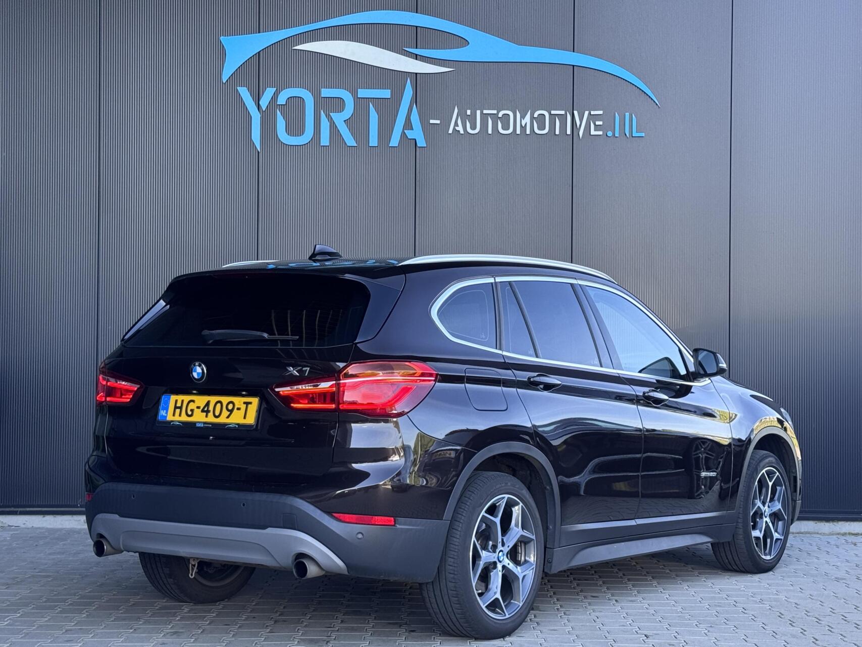 Foto van BMW X1 Sdrive20i