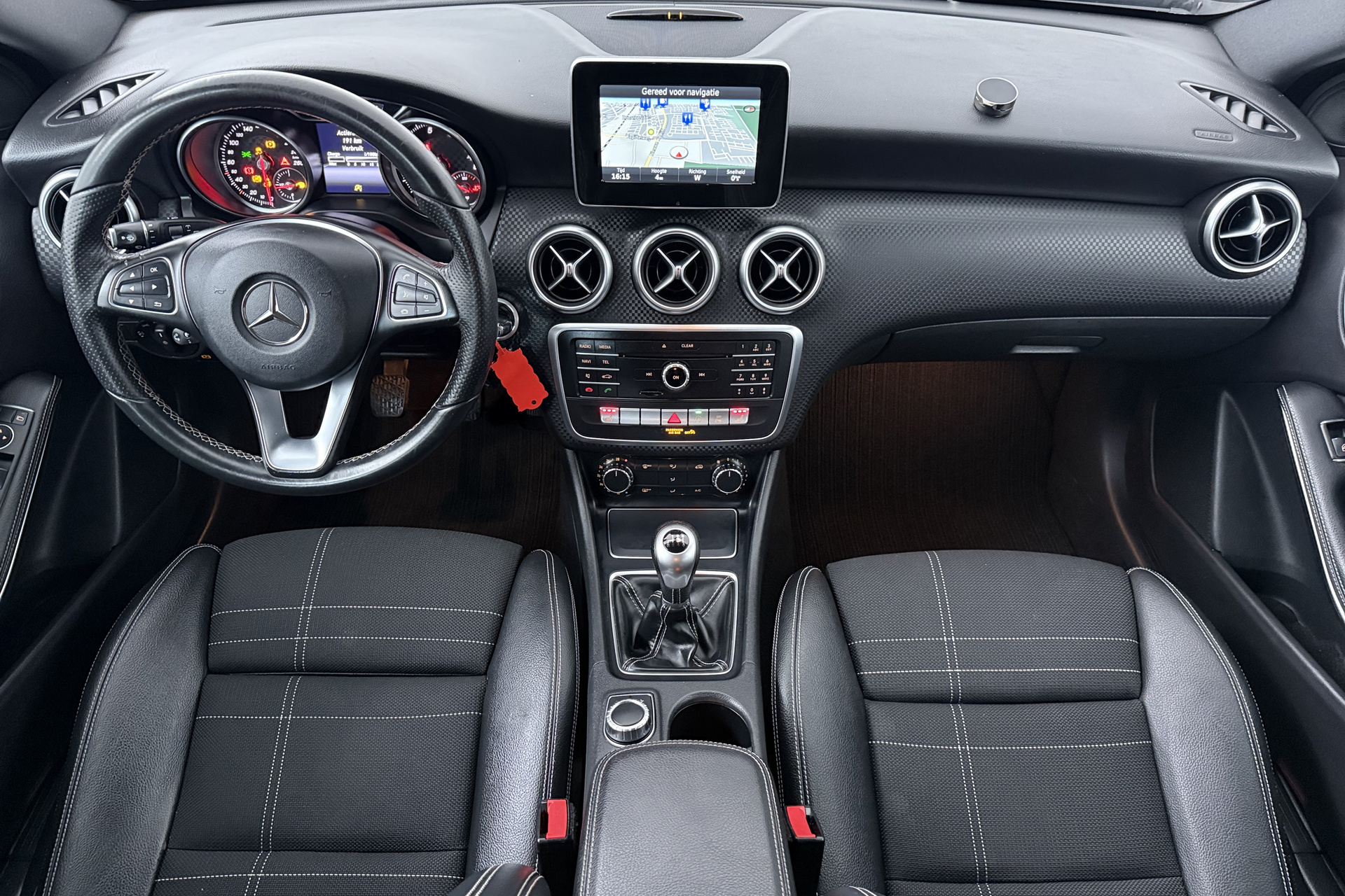 Foto van Mercedes-Benz A 200