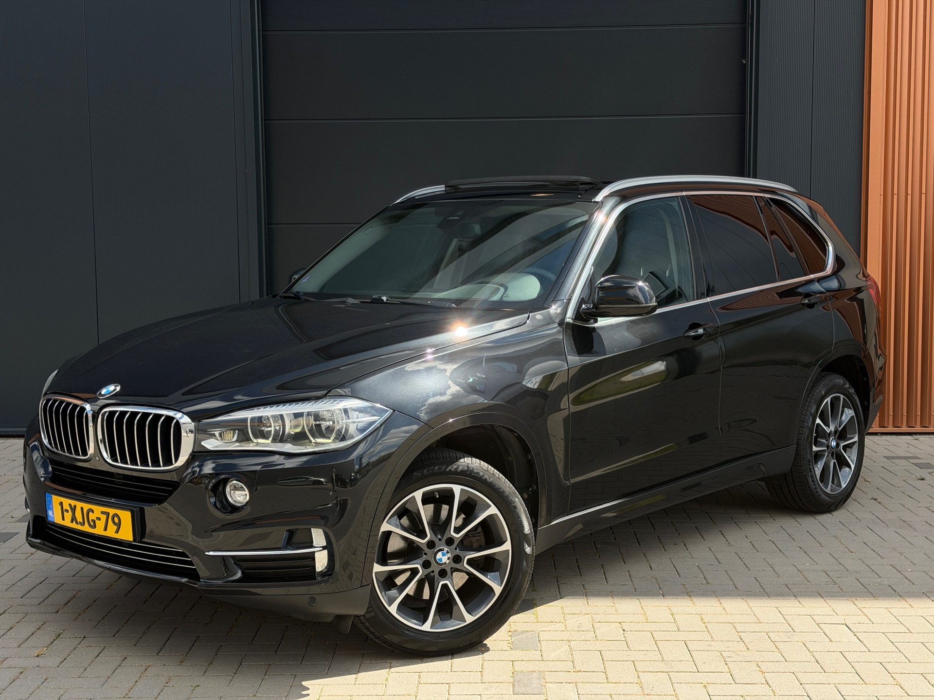 Foto van BMW X5 Xdrive35i