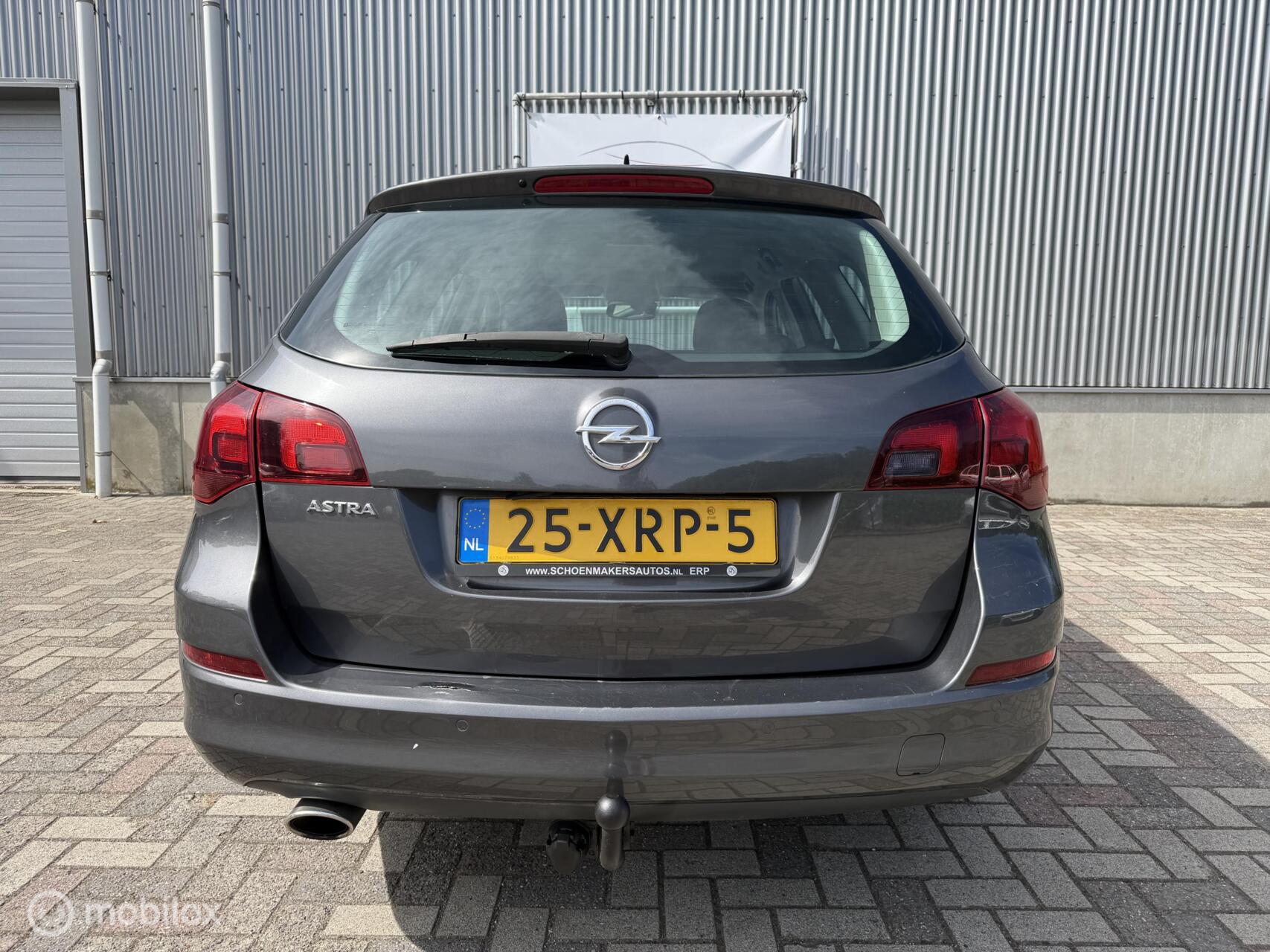 Foto van Opel Astra Sports Tourer