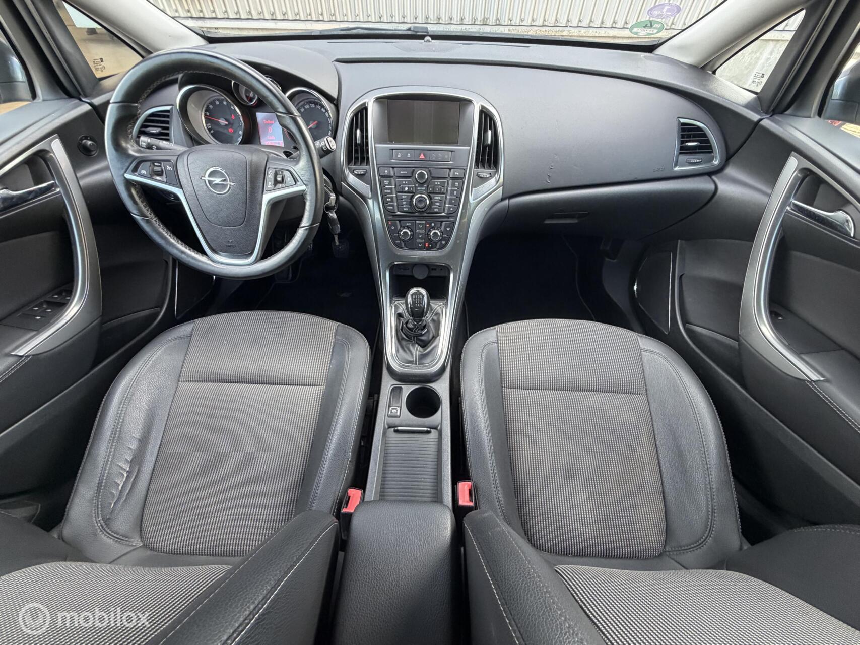 Foto van Opel Astra Sports Tourer
