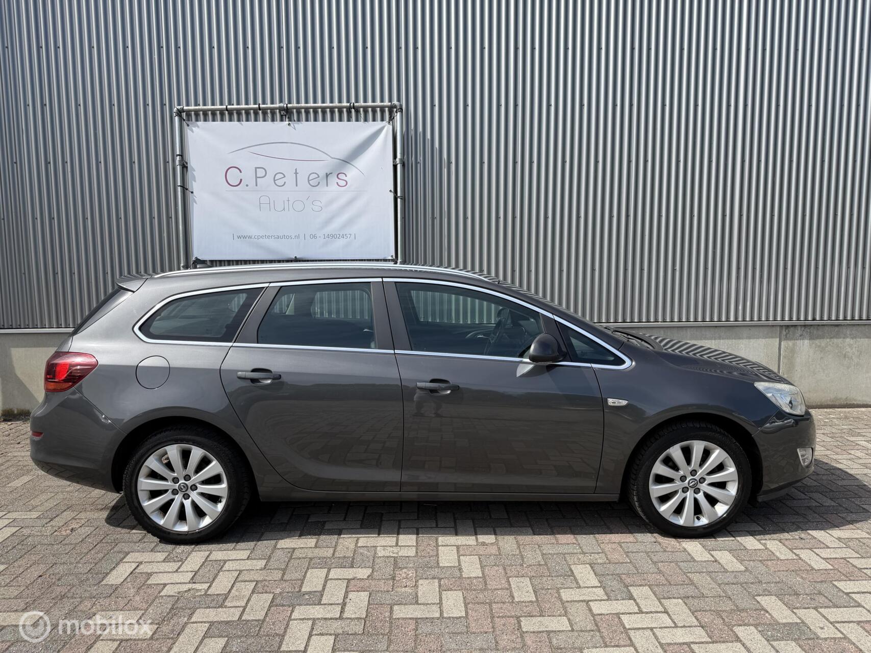 Foto van Opel Astra Sports Tourer