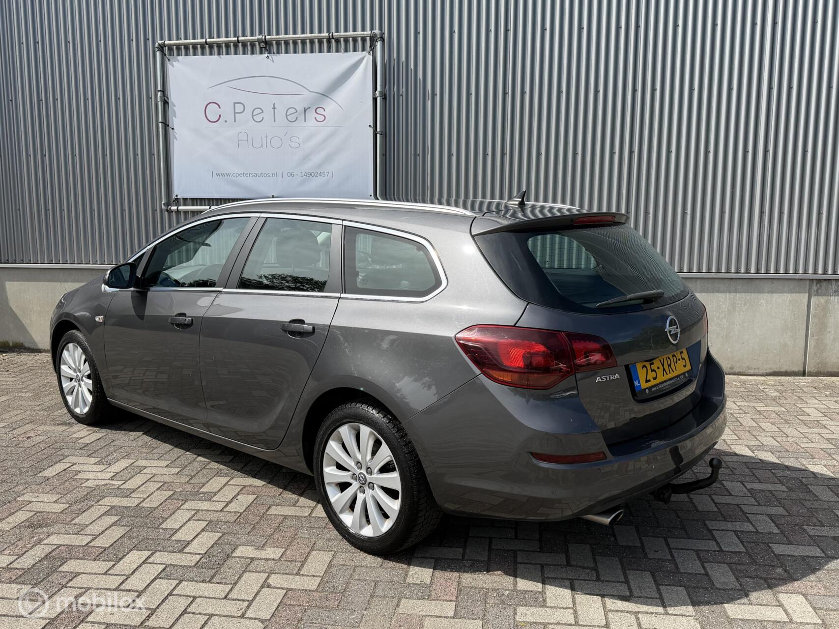 Foto van Opel Astra Sports Tourer