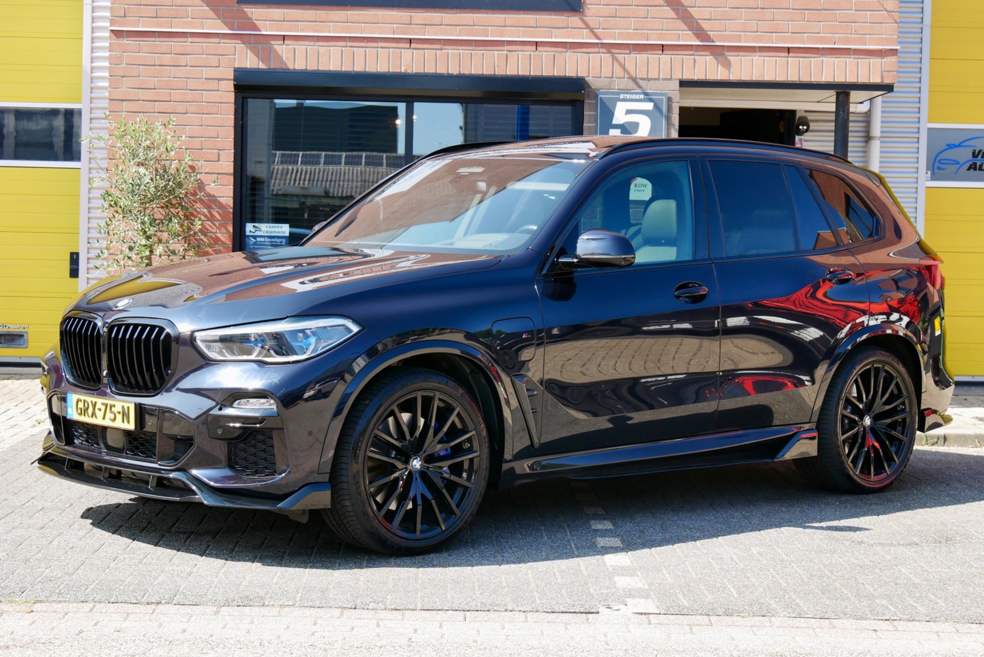Foto van BMW X5 Xdrive45e
