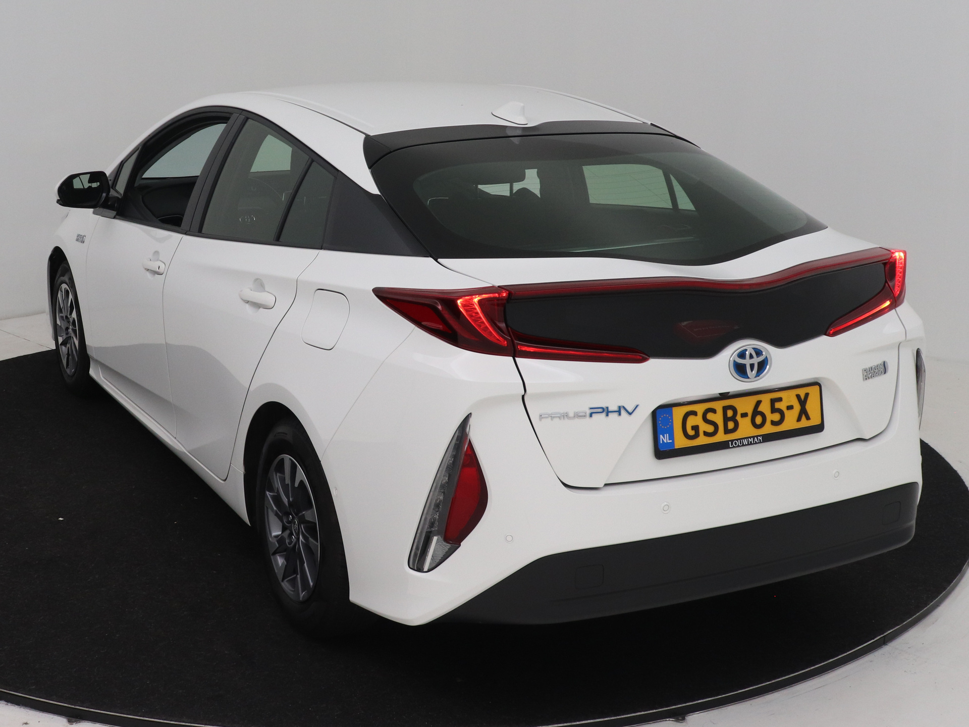 Foto van Toyota Toyota Prius PHV