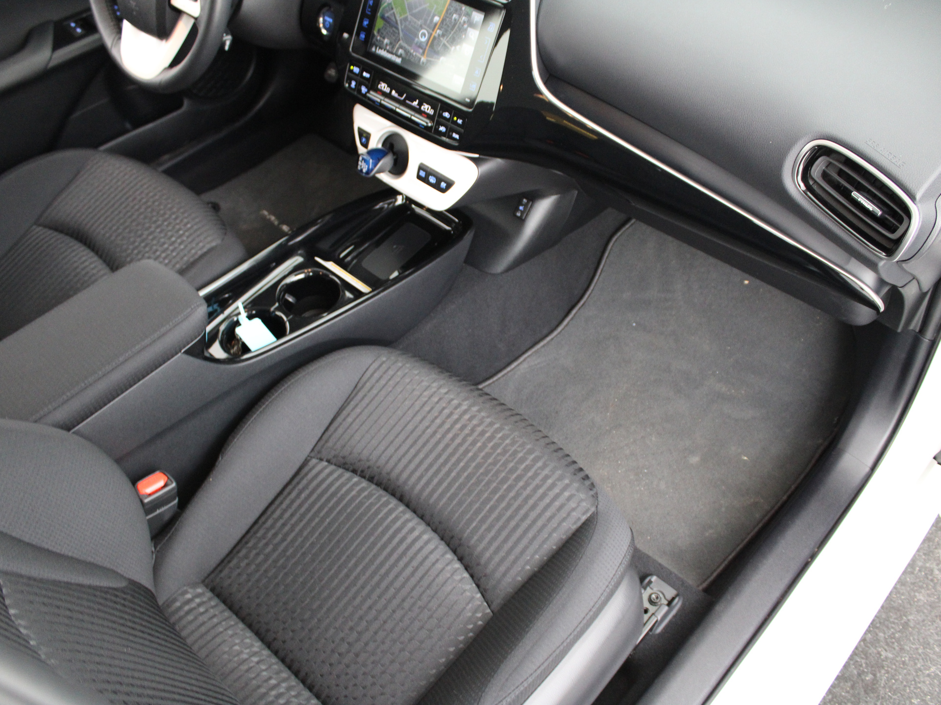 Foto van Toyota Toyota Prius PHV