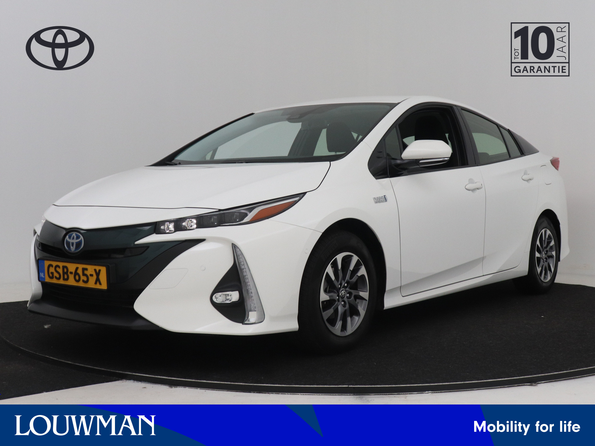 Toyota Toyota Prius PHV 1.8 Plug-in Hybrid Dynamic Limited 2018 - voorkant