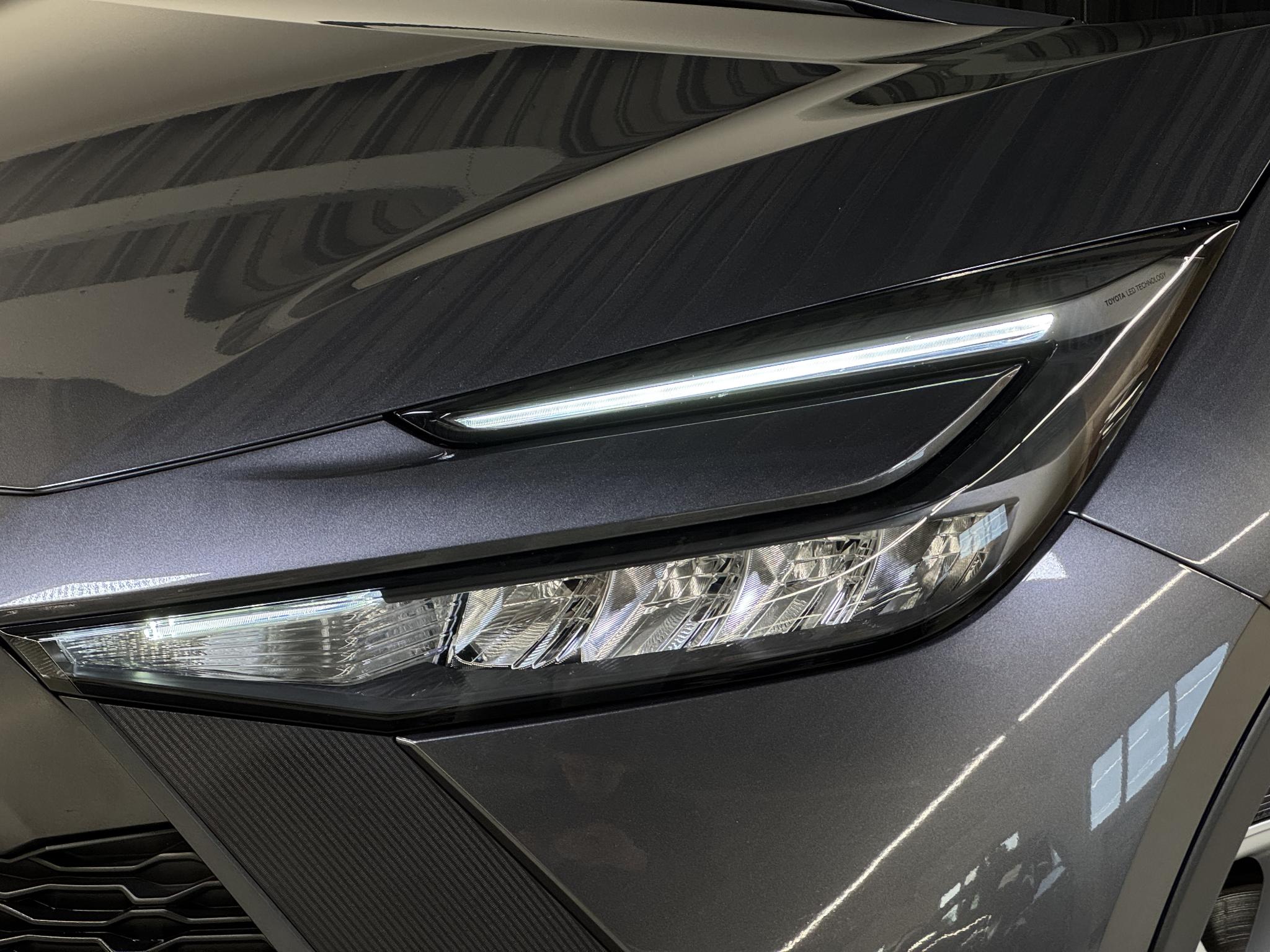Foto van Toyota C-hr