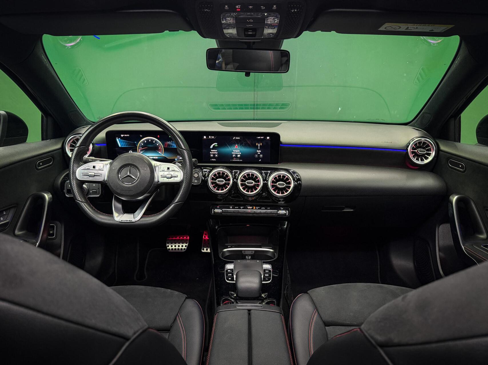 Foto van Mercedes-Benz A 250
