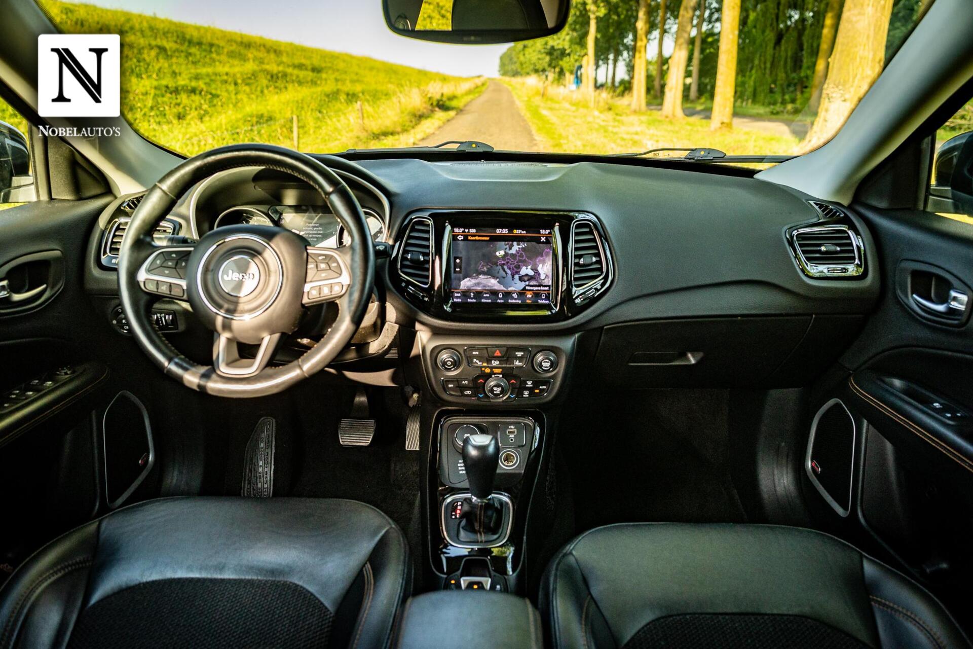 Foto van Jeep Compass