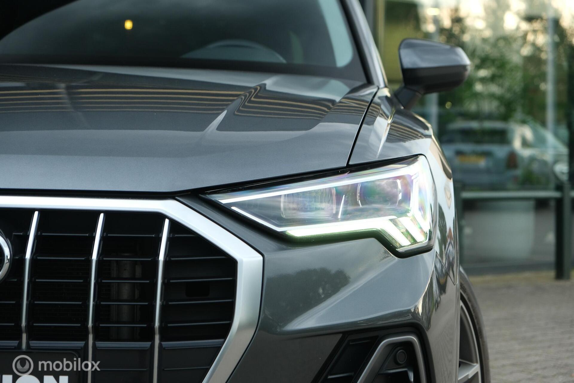 Foto van Audi Q3 E-tron