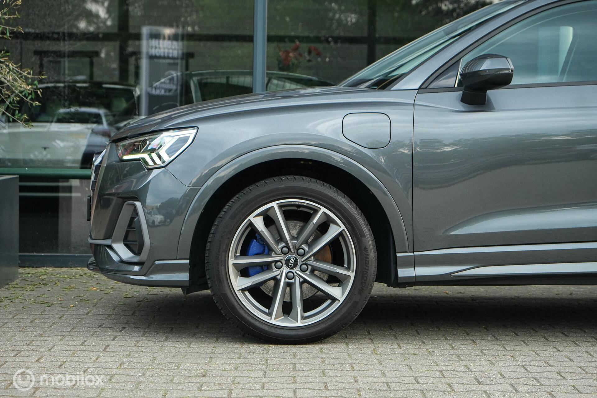 Foto van Audi Q3 E-tron