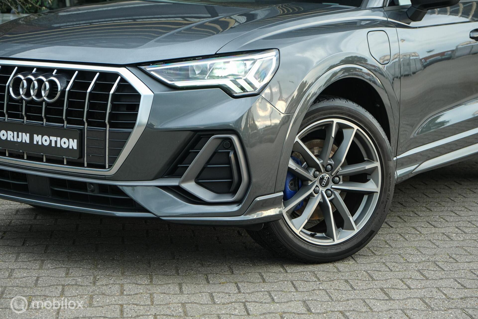 Foto van Audi Q3 E-tron
