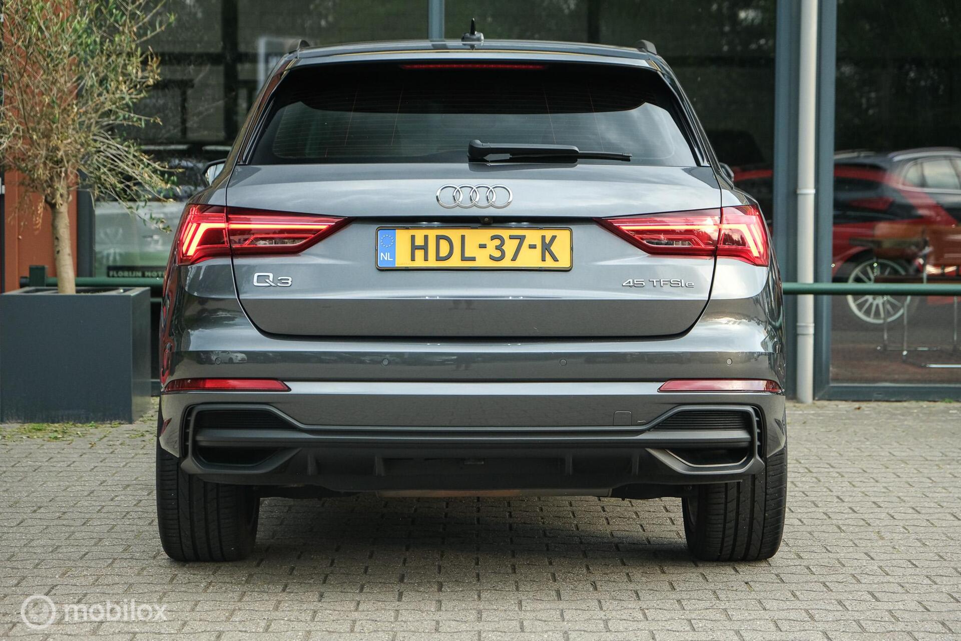 Foto van Audi Q3 E-tron